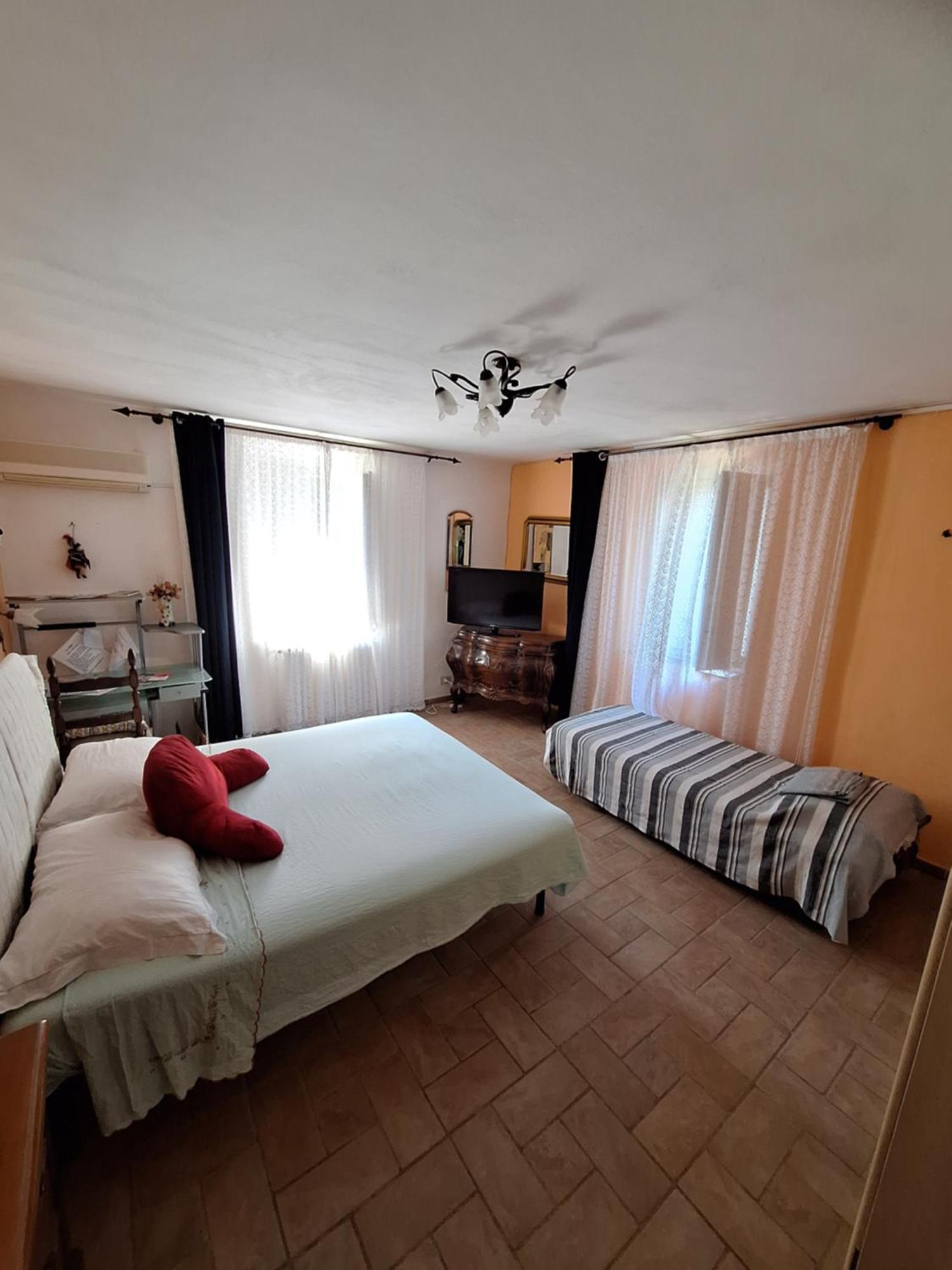 Mama' Hotel Castell'Anselmo Luaran gambar